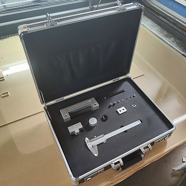 135A型电子工艺虚拟仿真综合实训装置_(图2) 135A型电子工艺虚拟仿真综合实训装置_(图2)